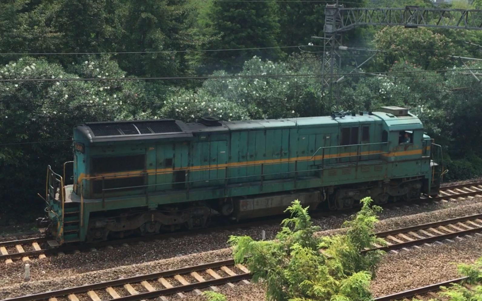 【中国铁路】51562次 通过沪昆绕行线k1km云雀苑 nd50077