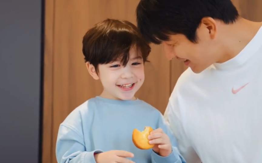 建厚和爸爸的零食time