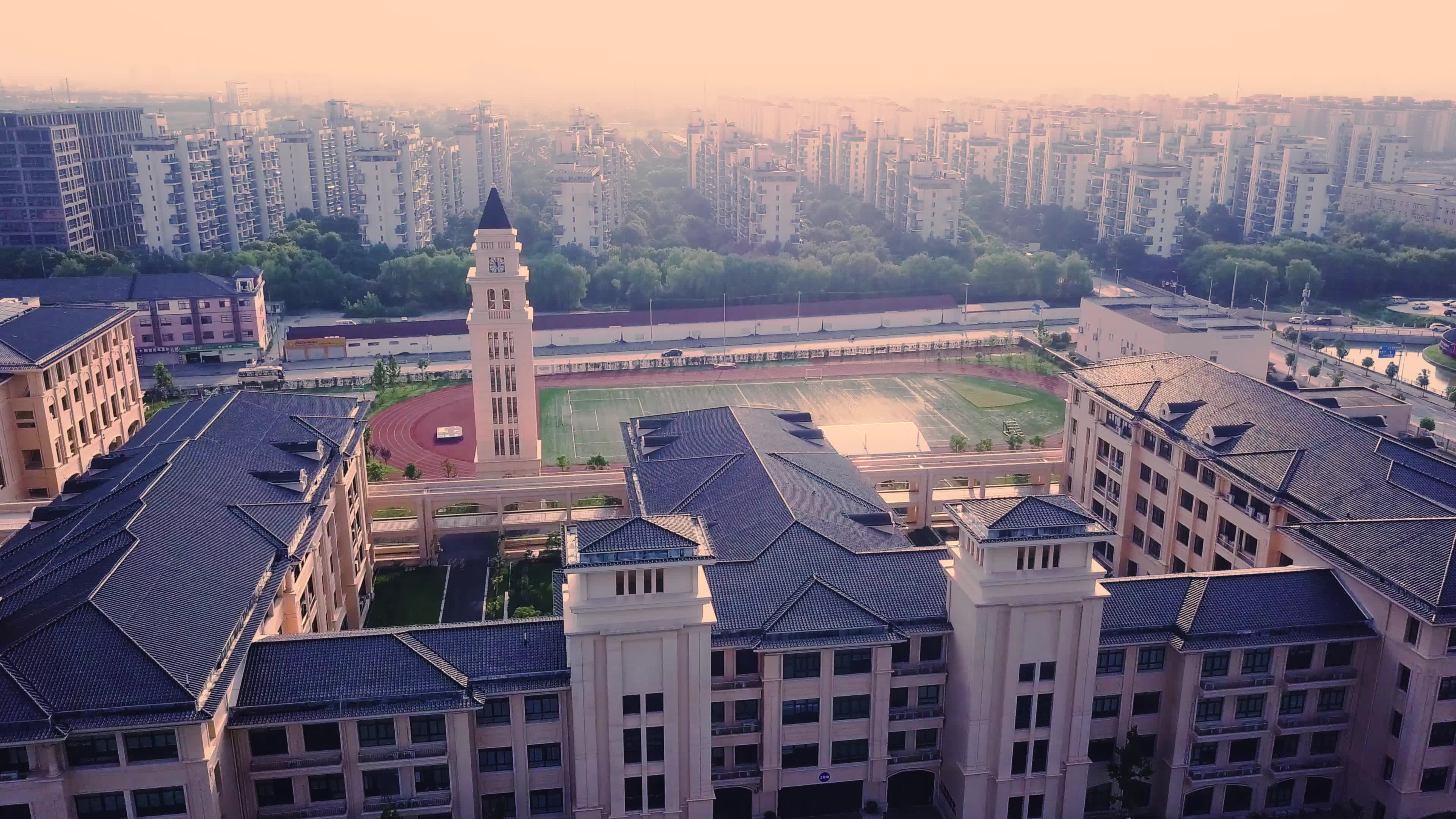 【航拍】北京外国语大学附属上海田园高级中学