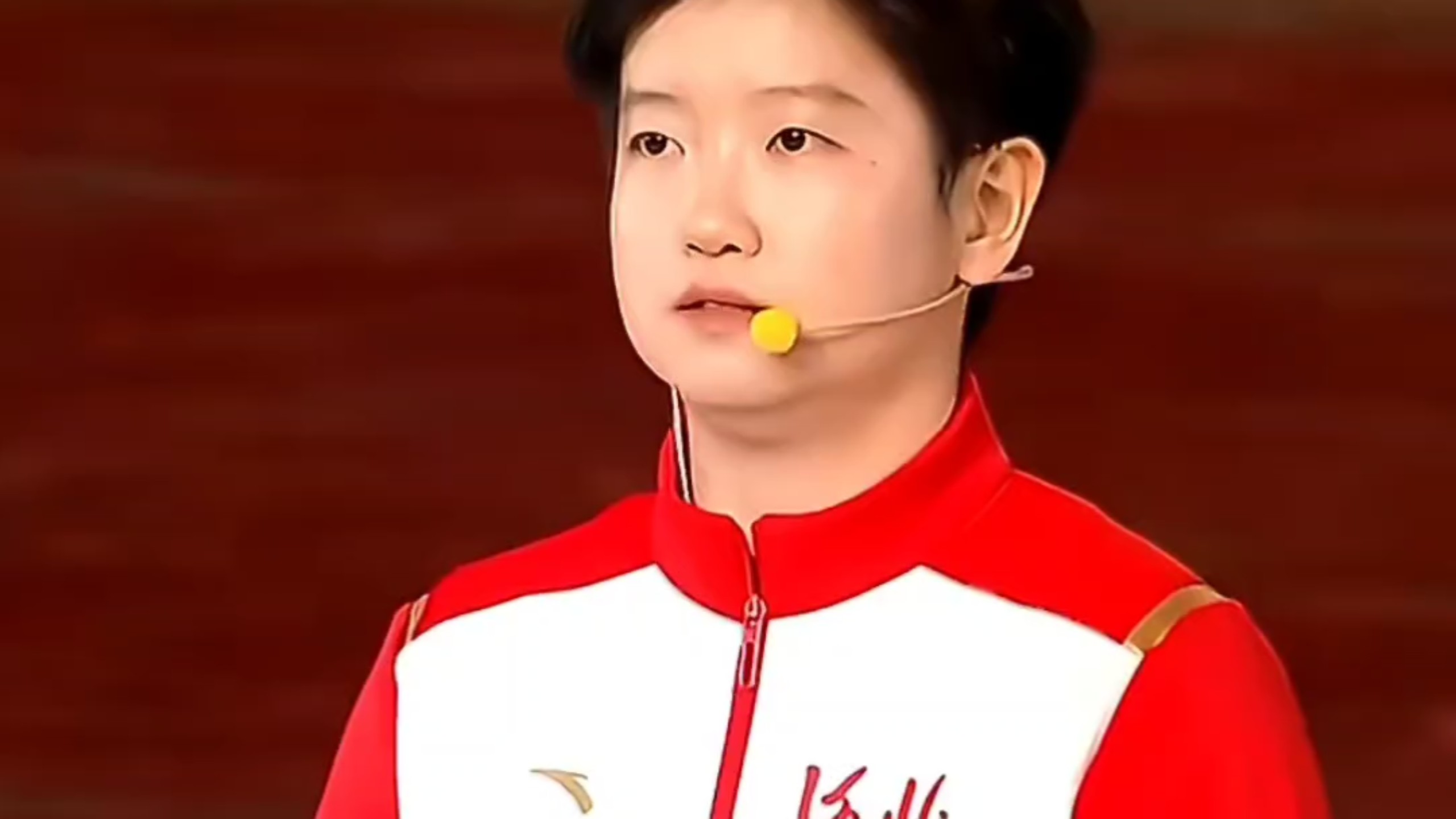 太逗！梁靖崑儿子说看孙颖莎，眼里只有她，网友：爸爸在家天天见