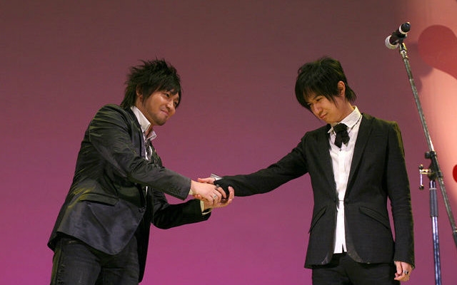 杉田智和中村悠一孤独物质