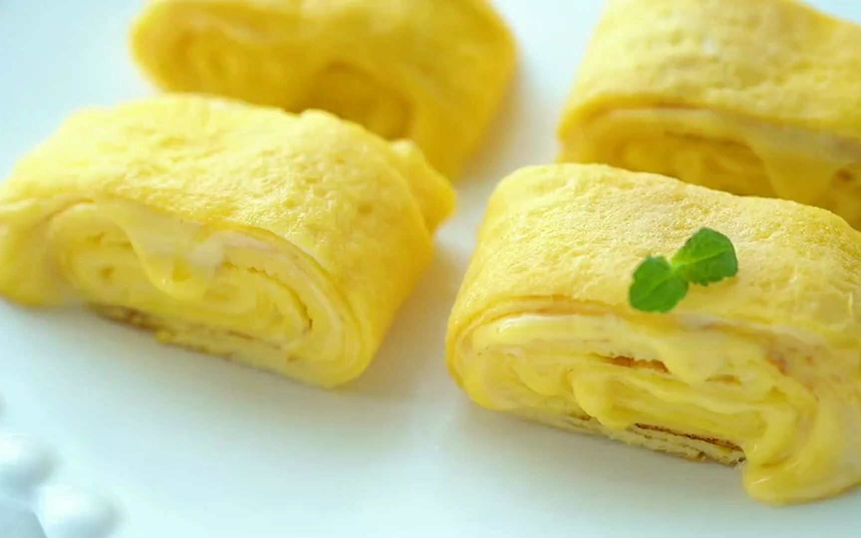 3分钟懒人早餐～奶香芝士厚蛋烧,咬一口就会爆浆!