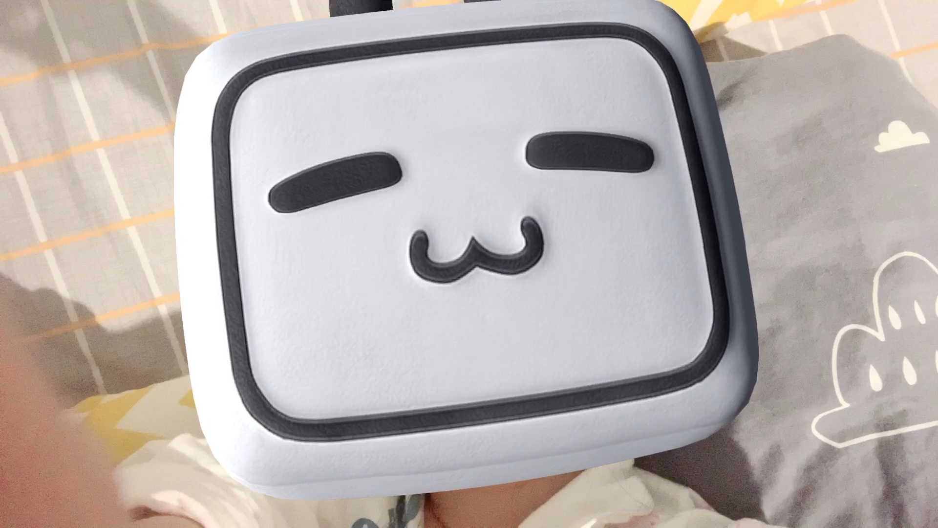 小电视头套也太可爱了吧