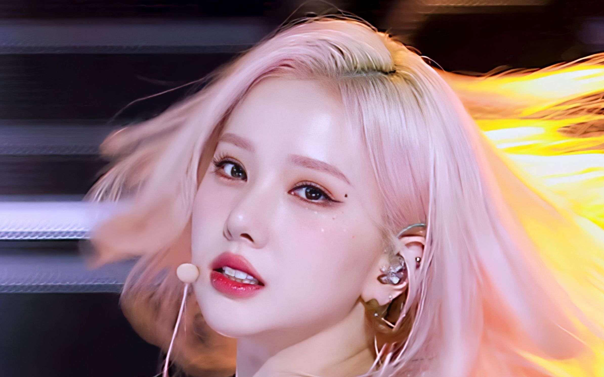 "美貌野心家"|viviz-银河