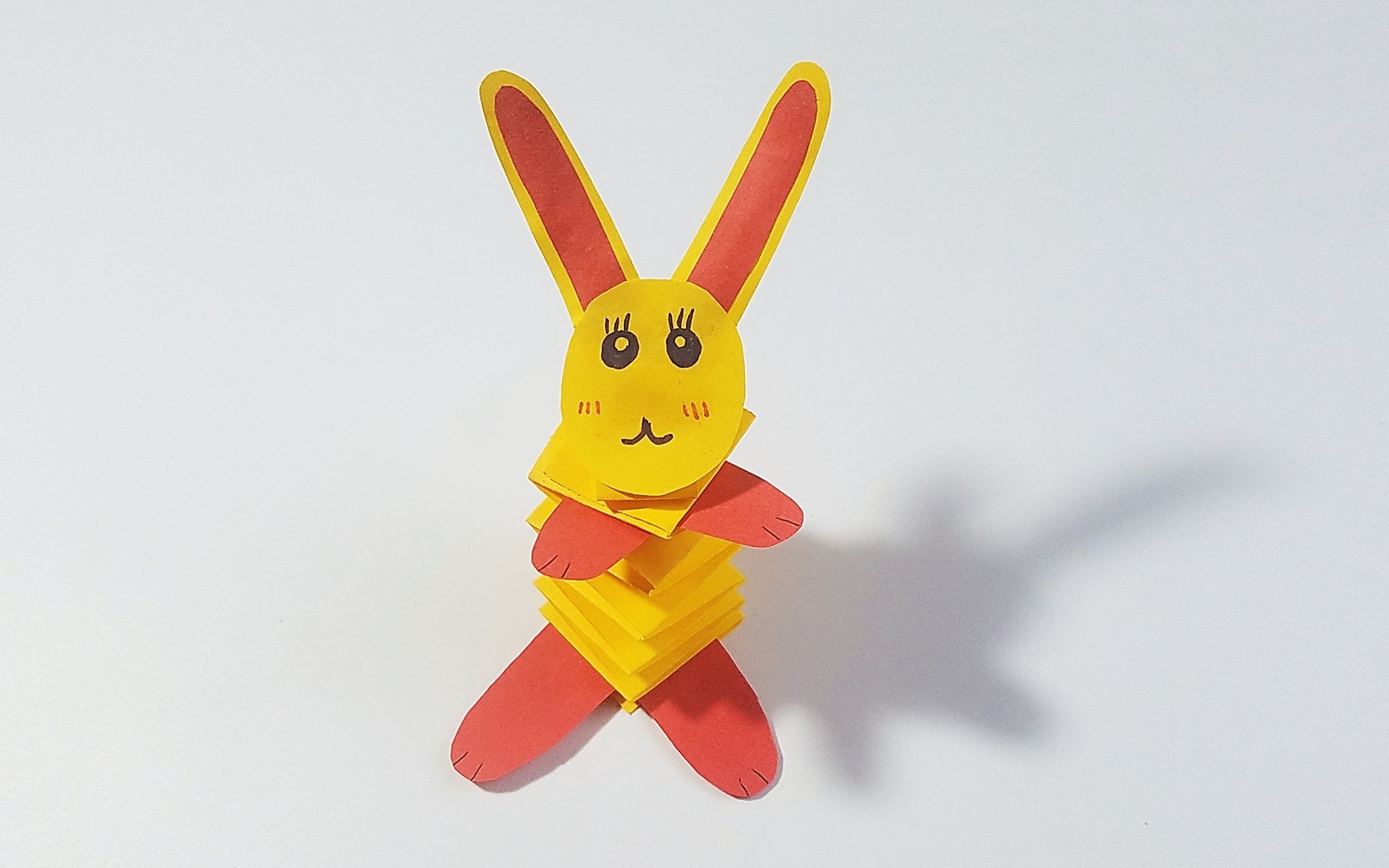 折纸弹簧兔,简单好玩,儿童很喜欢_哔哩哔哩_bilibili