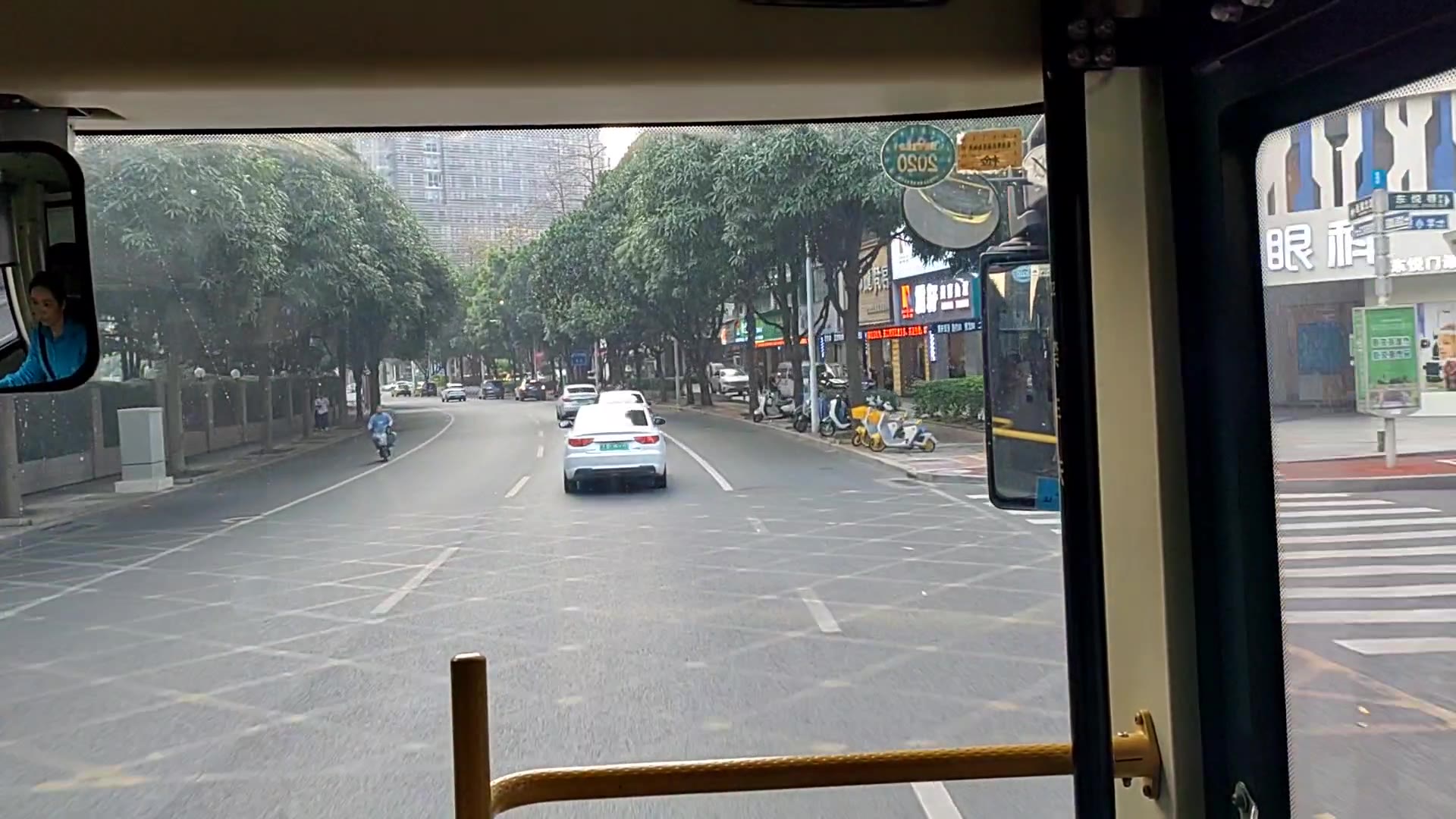 南宁公交集团25路(琅东站—阳光新城)全程pov