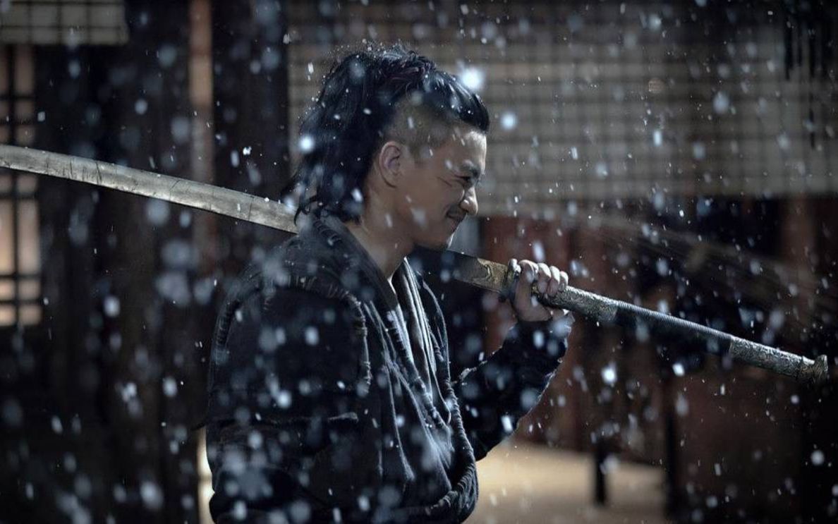 享受刀枪剑棍的快感,让体内的热血翻腾起来吧!