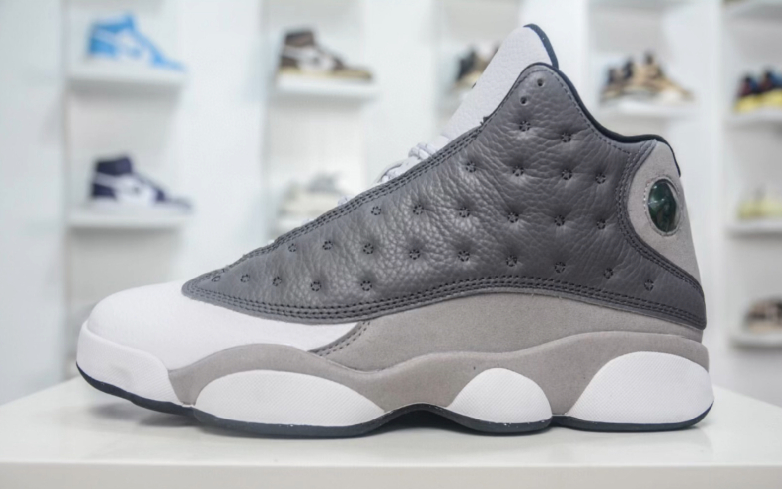 乔丹air jordan aj13 atmosphere grey 酷灰雾霾灰白篮球鞋 414571