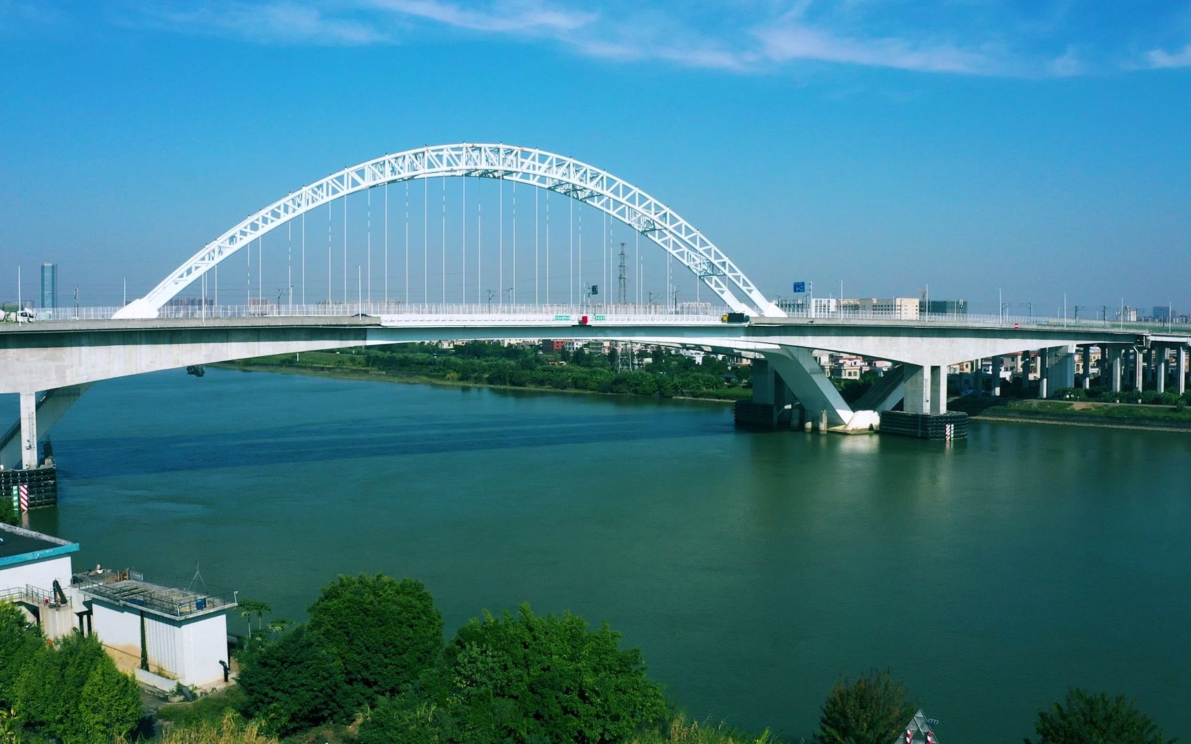 中山市小榄镇十水线大桥正式通车