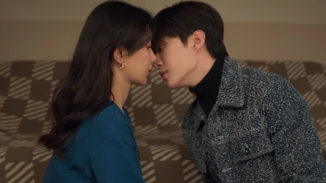 杨紫范丞丞吻戏