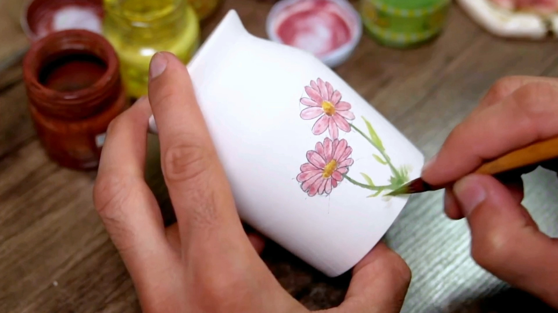 创意手工陶艺,小雏菊陶瓷花瓶制作过程