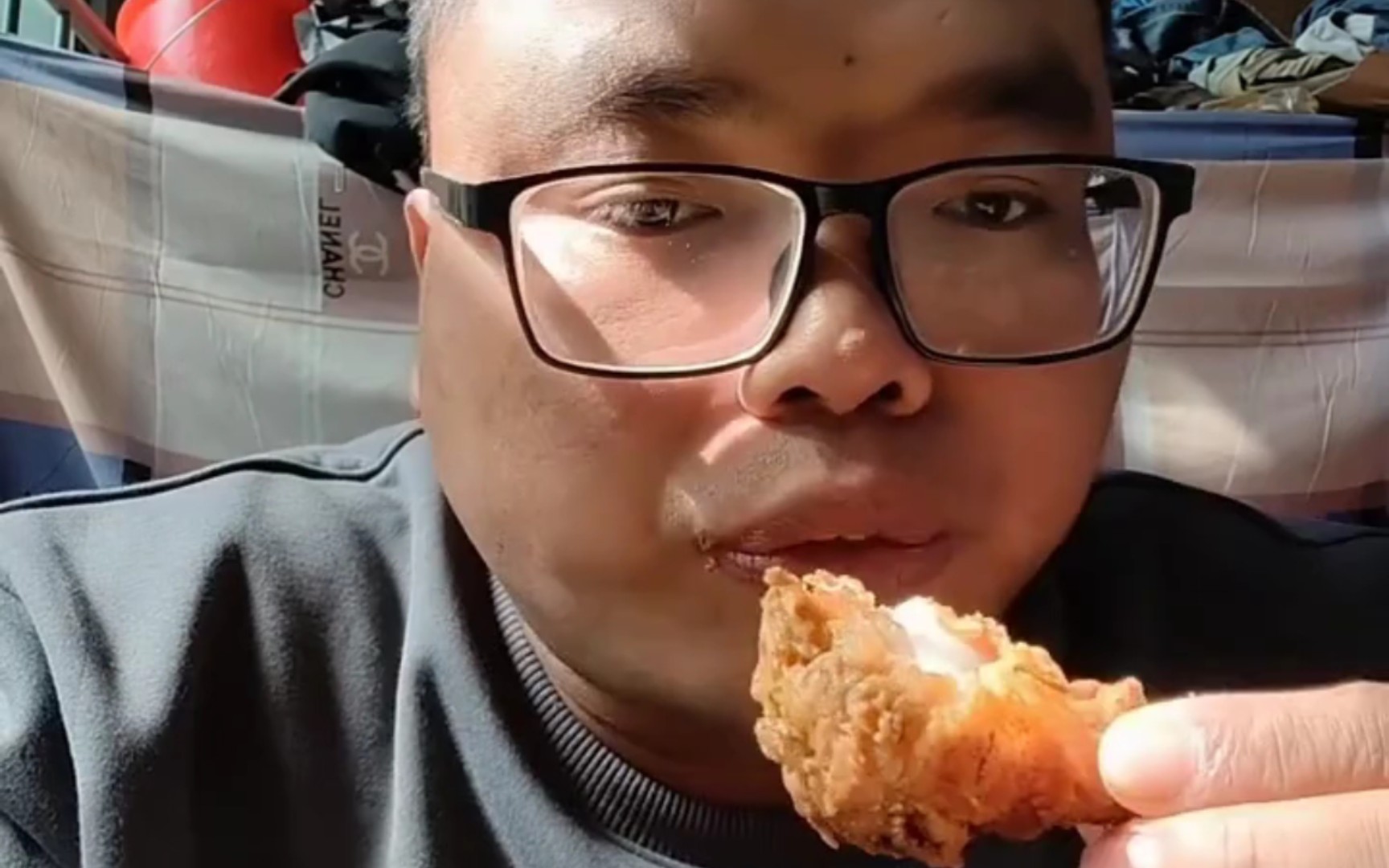 贵州小黑狂喽炸鸡