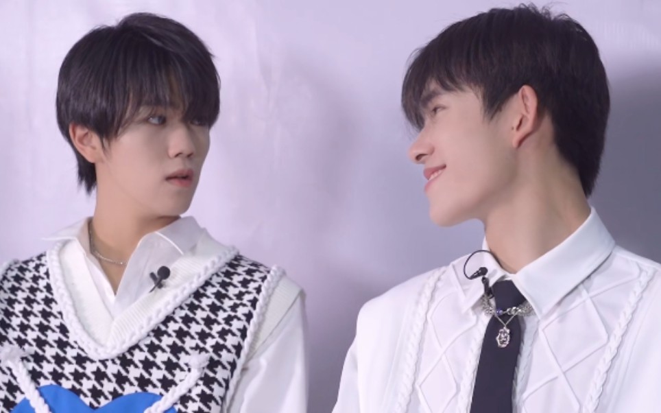 【富裕cp】小狐狸(新粉渣剪)_哔哩哔哩_bilibili