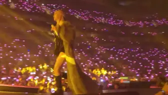 ROSÉ 休斯顿第二场solo直拍舞台“Hard To Love➕On The Ground”