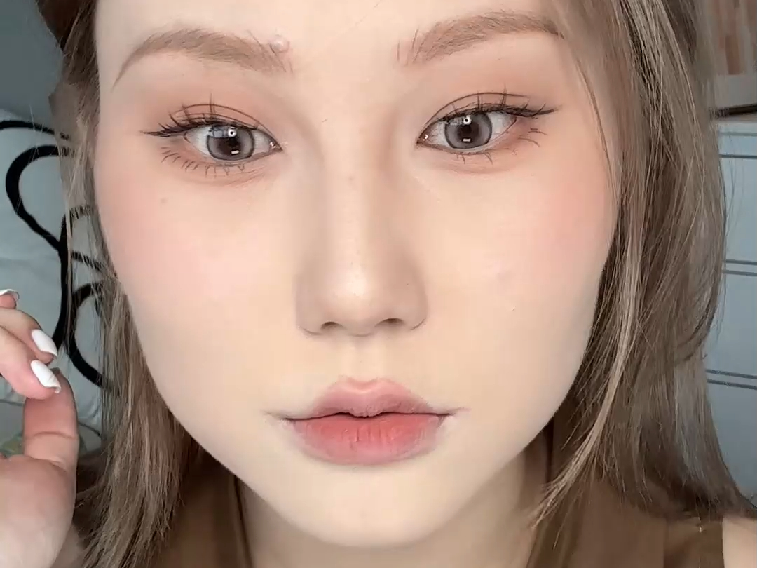 妮子嘟嘟唇成片