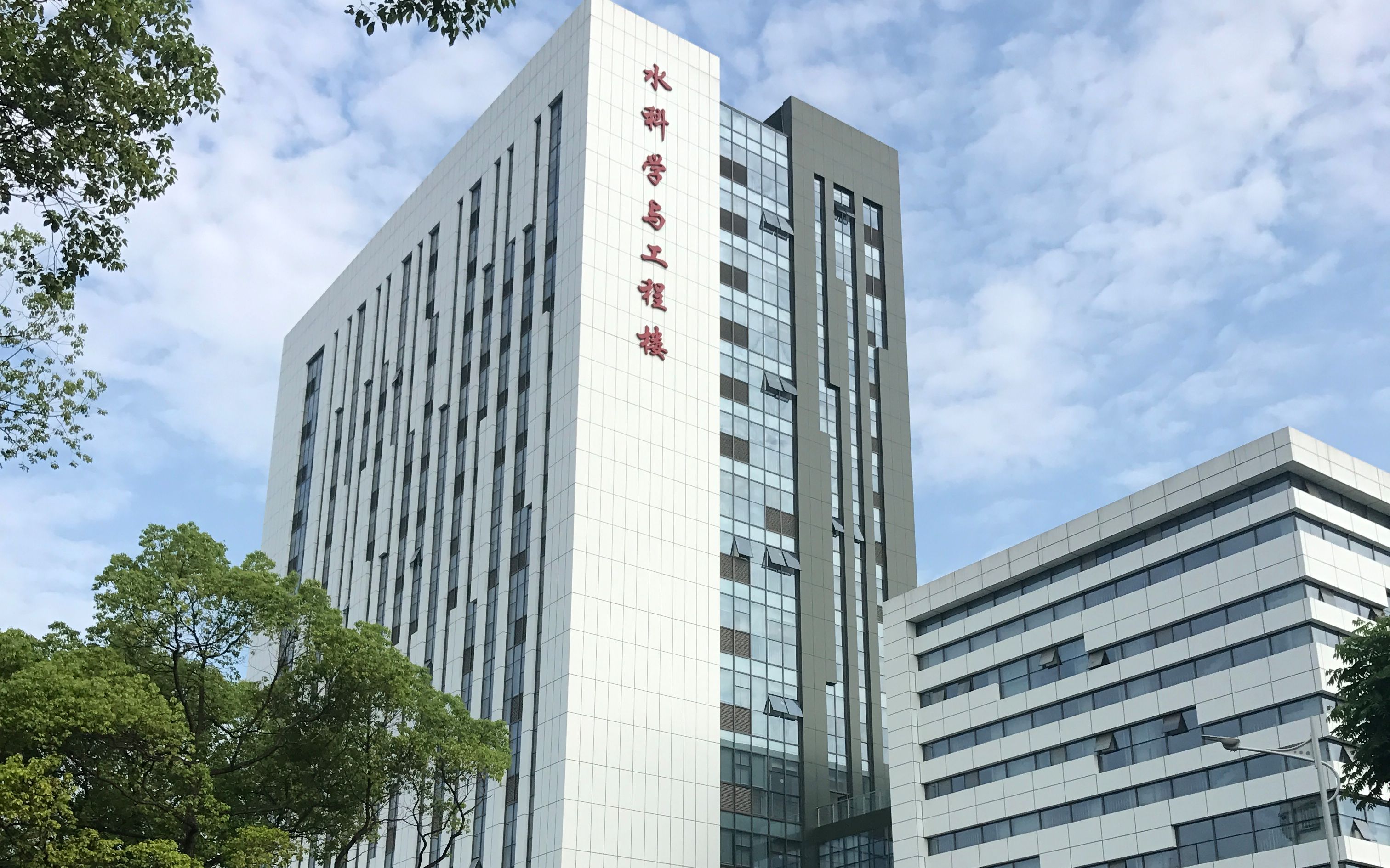 三峡大学水电楼图片图片