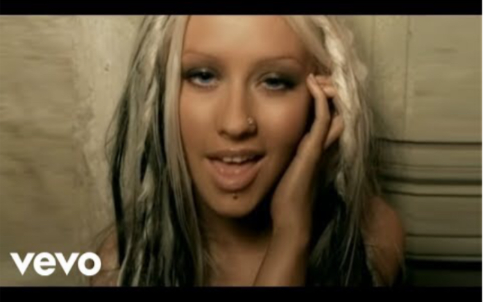 [图]Christina Aguilera-《Beautiful》获得第46届格莱美奖最佳流行女歌手奖