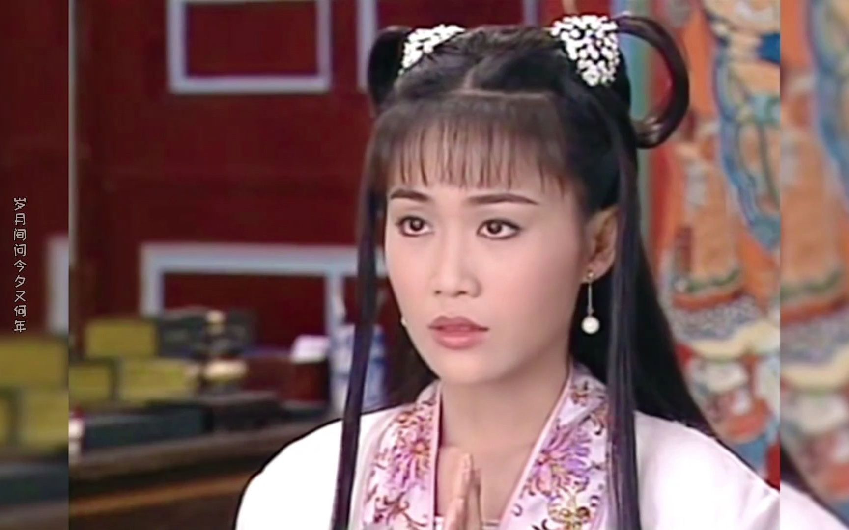 小时候觉得她造型好美,杏眼桃腮,古装皇后名不虚传