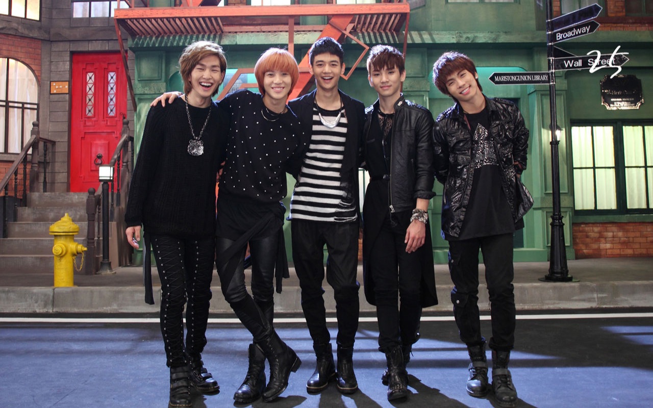 shinee 姐姐真漂亮 replay mcount down舞台