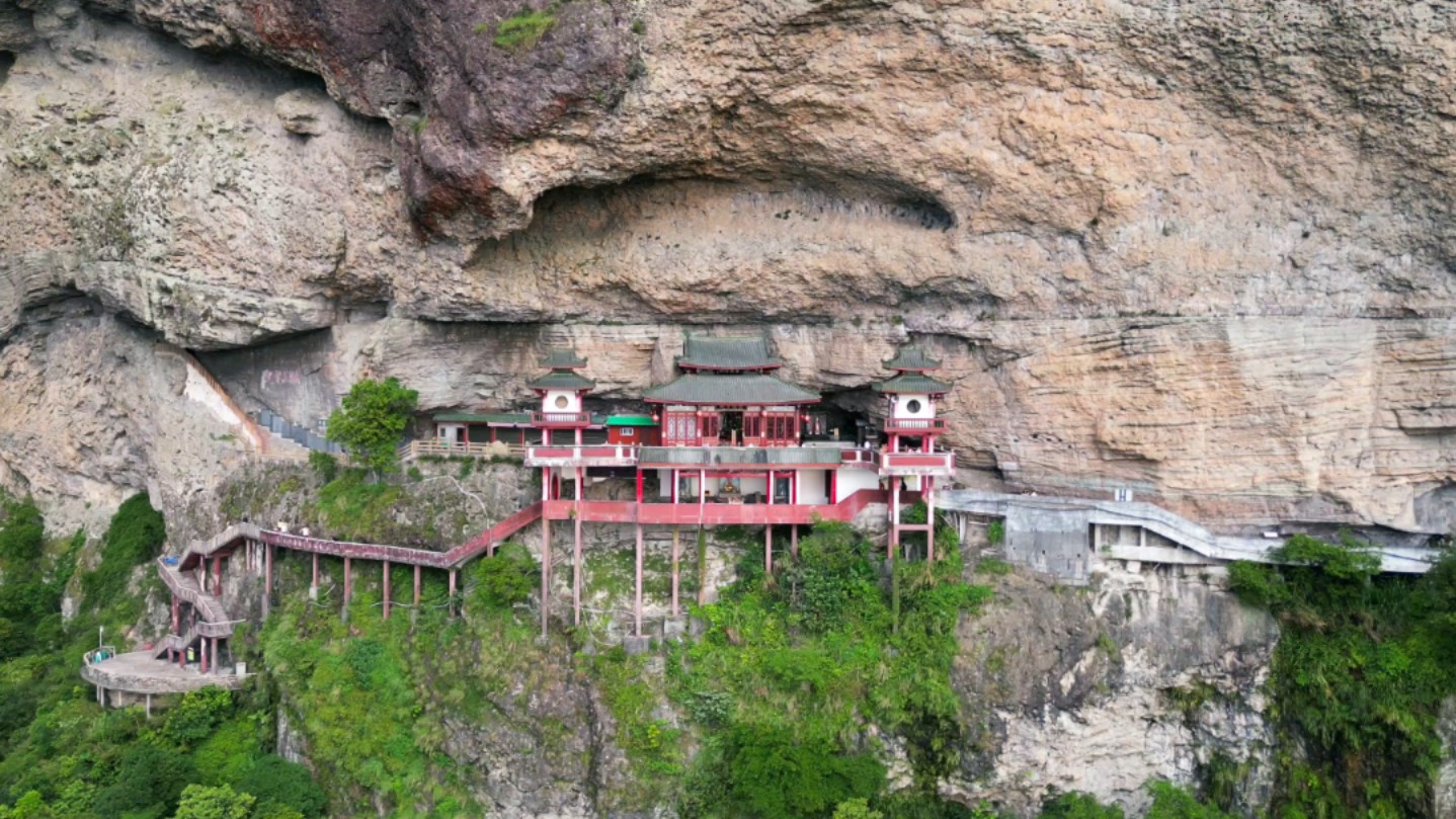 灵通山 悬空寺 加丁达尔效应