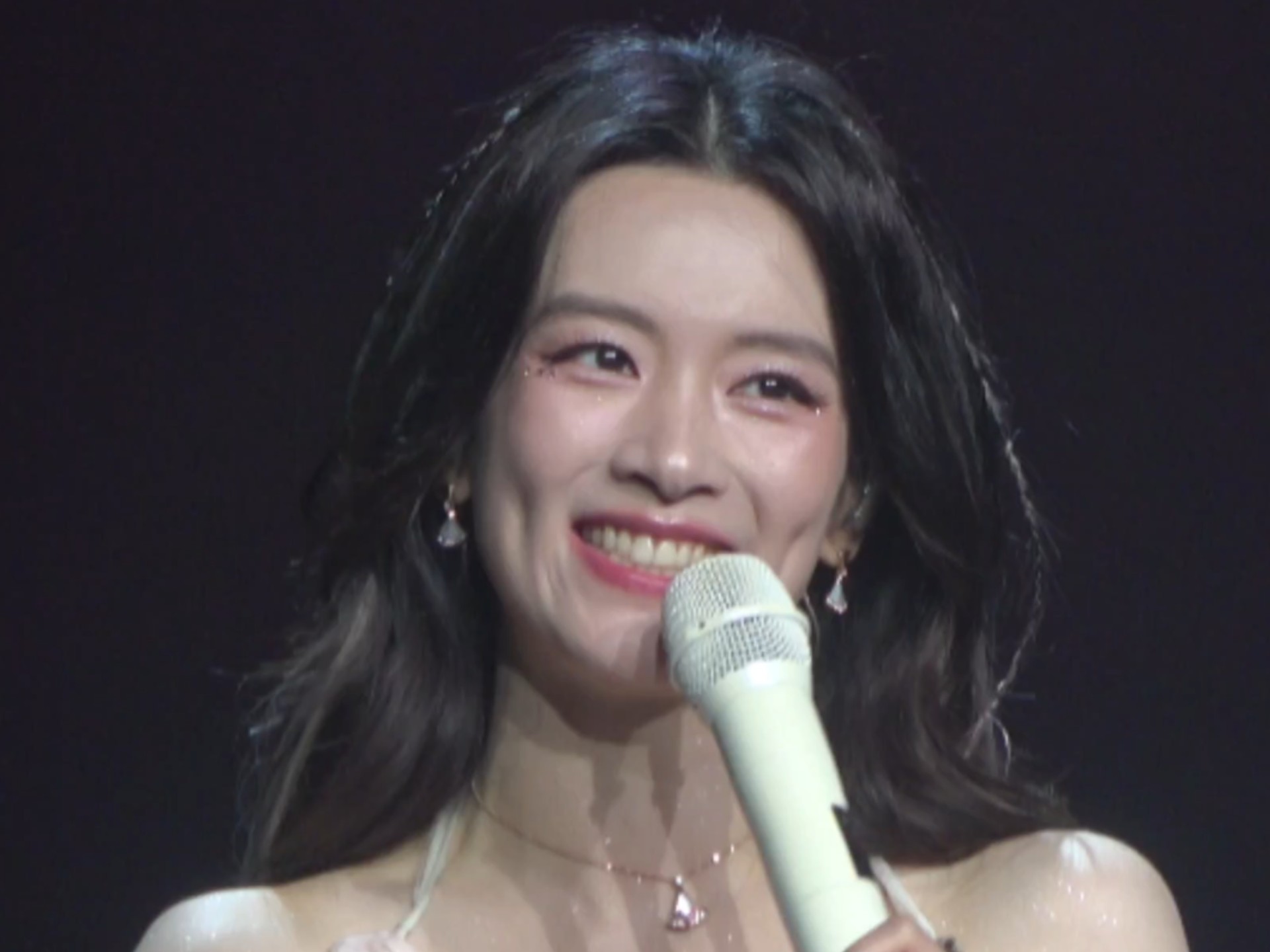 北京站《回眸》巡演公开 B 站视频封面