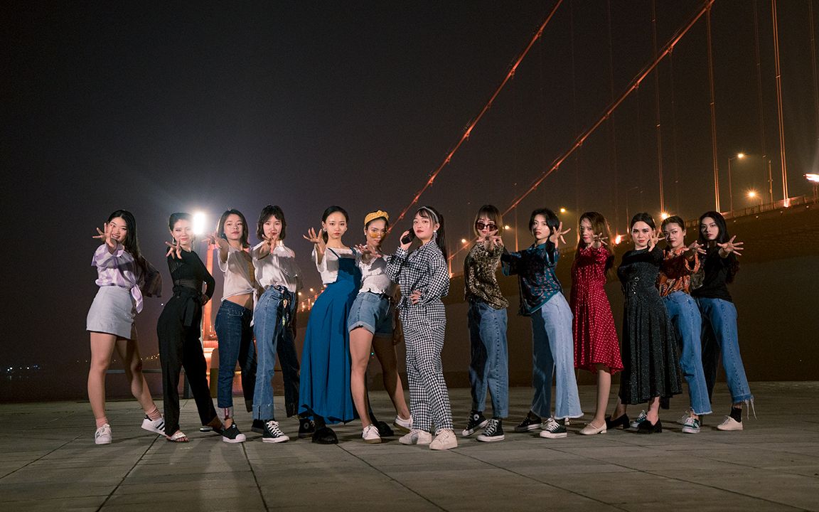 复古港风舞蹈《护花使者》拉丁舞快闪,带你穿越回到九十年代【单色