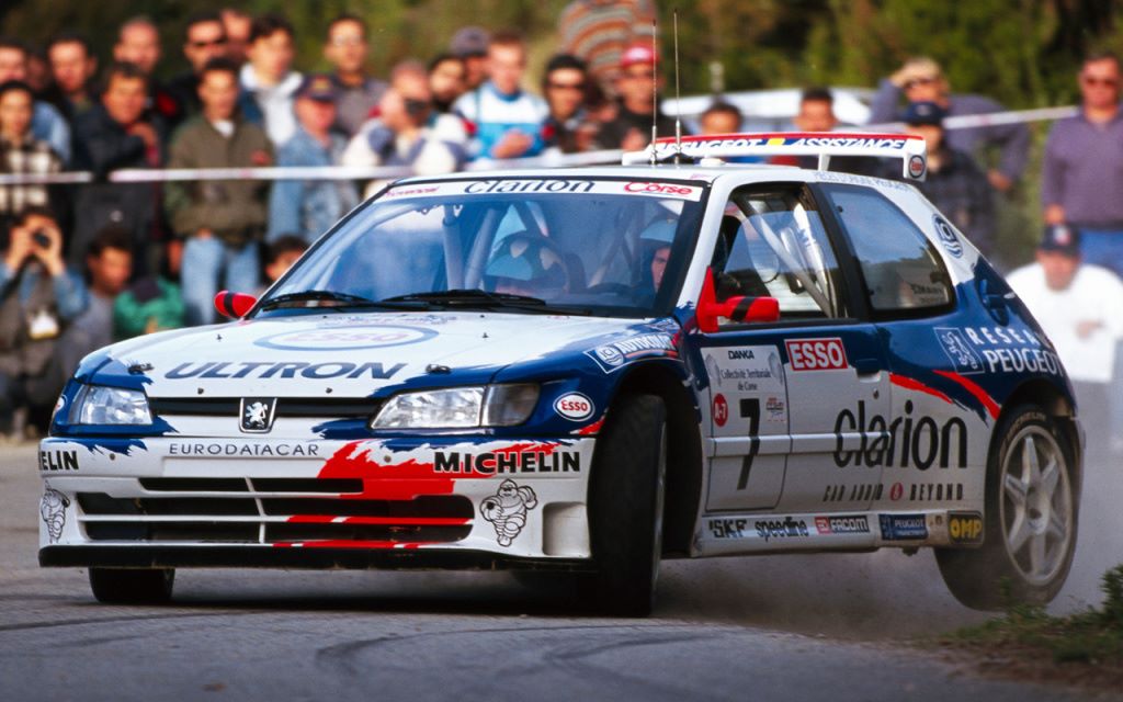 国外复古拉力赛之中的wrc经典车型标致306 maxi