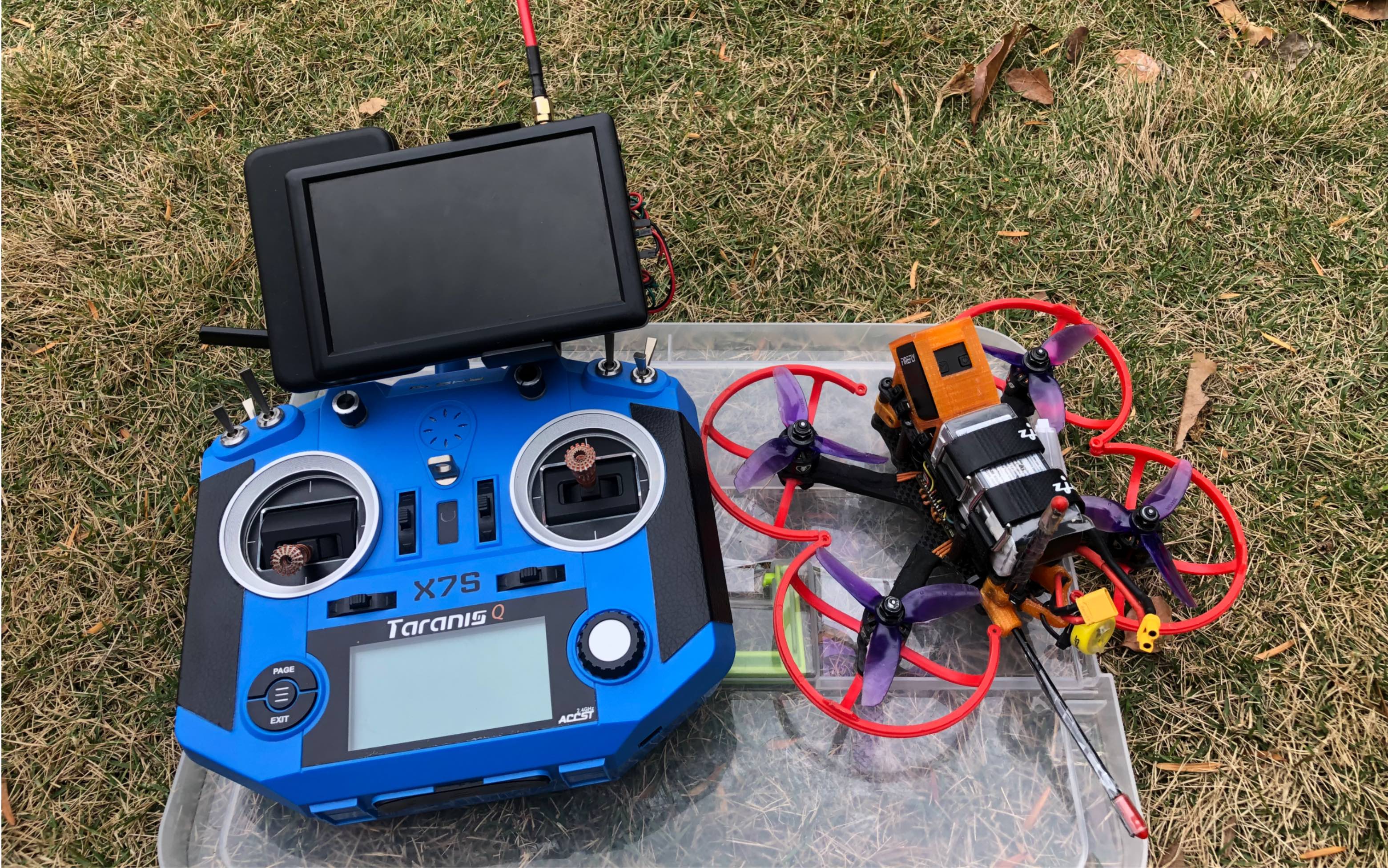 穿越机 为什么喜欢穿越机?因为飞行时真爽!