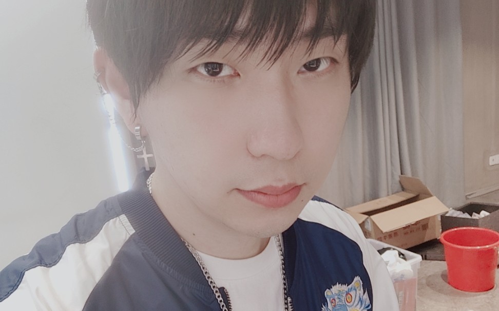 病娇rapper圣代哥哥倾情献唱unravel