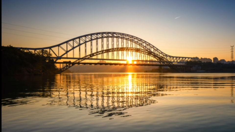 南宁三岸大桥日出时刻