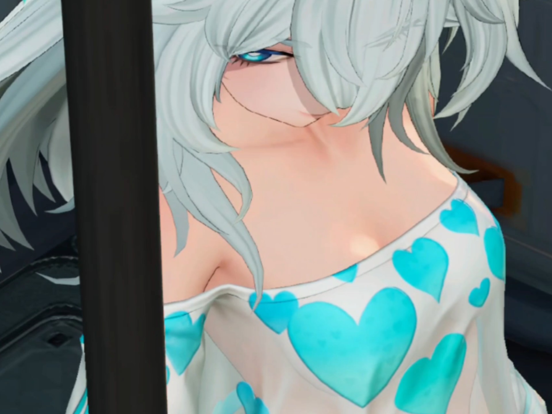 只是在准备跳钢管舞的芙洛伦