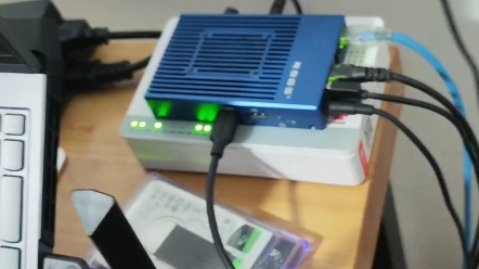 [图]r86s PVE系统，集成openwrt，Win10，truenas，Debian，500m宽带