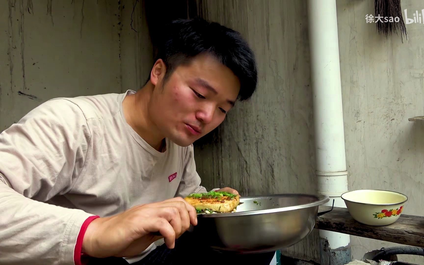 大sao教你如何一口气吃50块肉饼和6斤豆腐