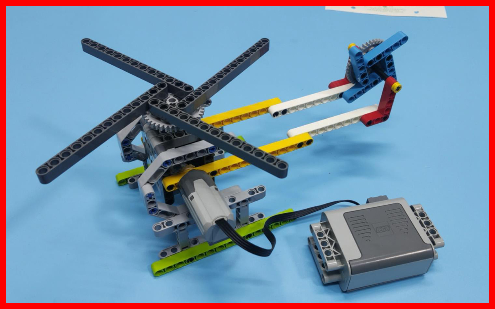 二级机器人搭建题_直升机模拟_qiqi玩具记录_lego亲子steam教育机器人