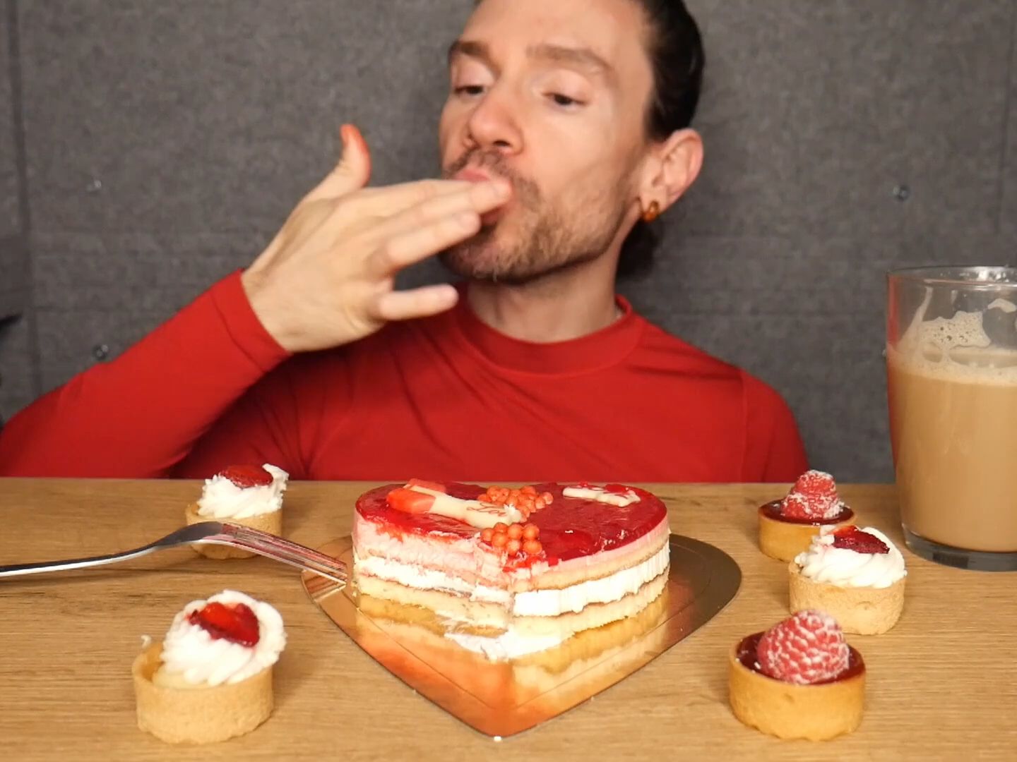 iberian asmr20 0108- 享受西班牙情人节甜点