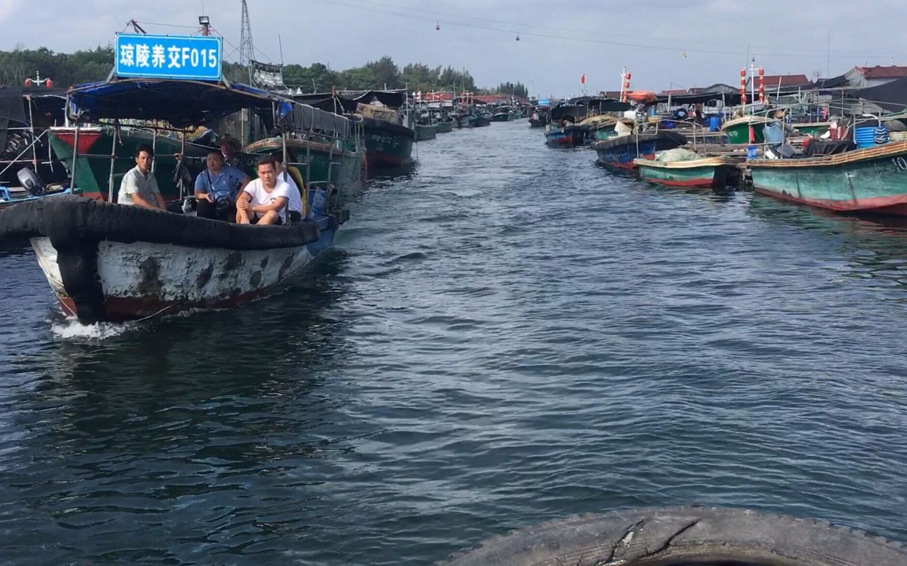 [图]小哥海南环岛旅游，坐船逛陵水疍家渔村，有点东南亚的感觉！