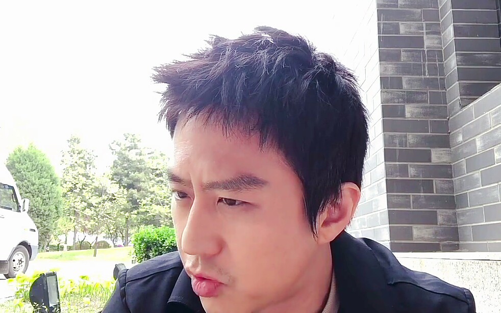 【邓超】2019.4.25 为新跑男团录制祝福视频!we are伐木累!