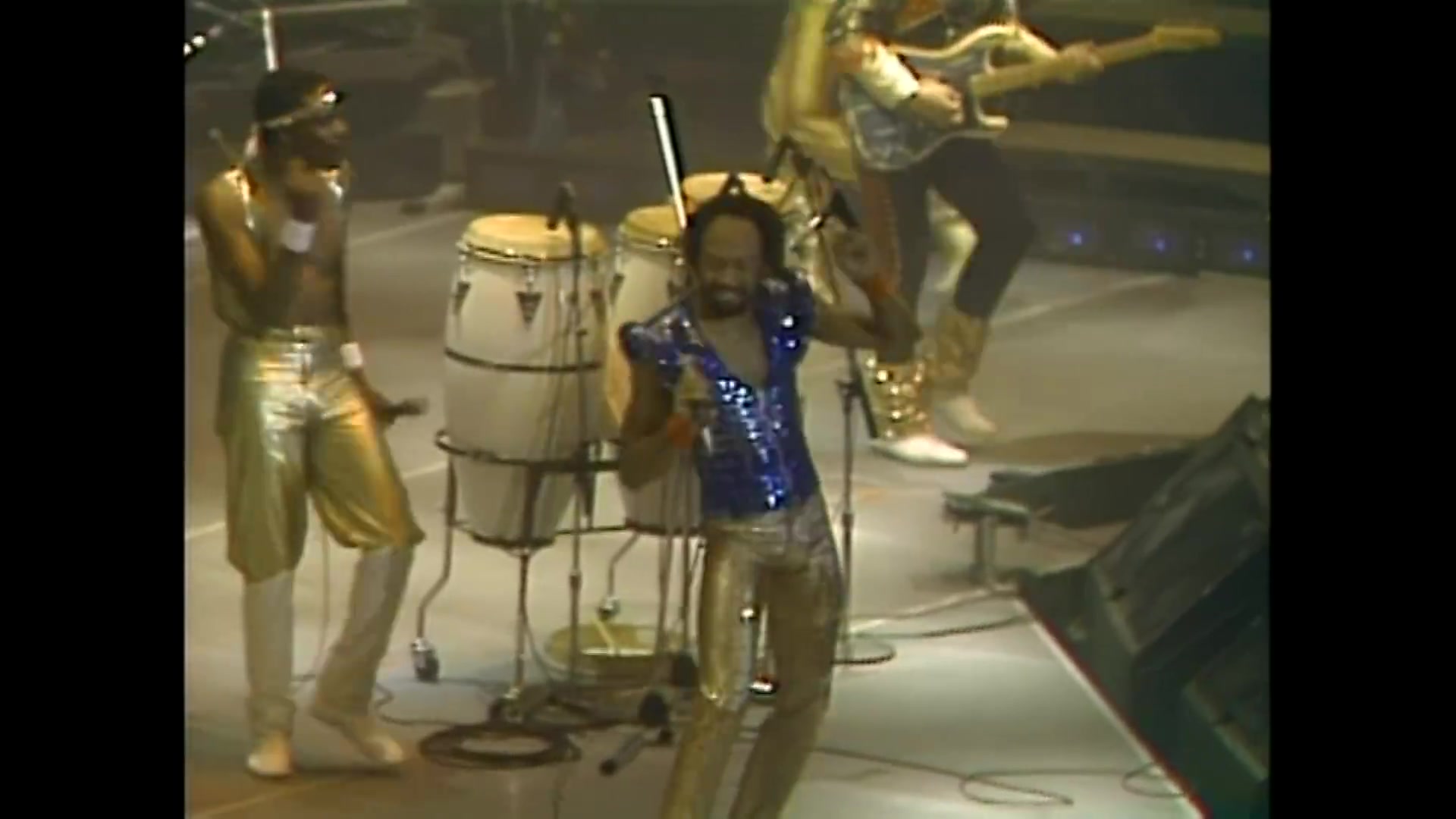 [图]Earth Wind & Fire Live 1981 -- Let's Groove