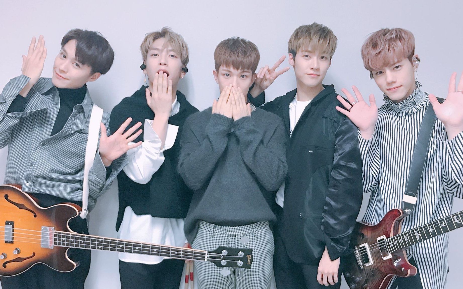 【nflying】【nflying】【nf】【新飞】乐队历程全览,看懂姐妹都落泪