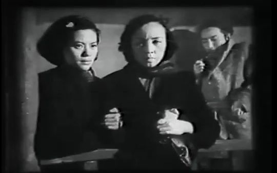 [图]《花姑娘》  龙马电影公司1951年出品  导演朱石麟 编剧白沉 李丽华 韩非 李浣青等主演