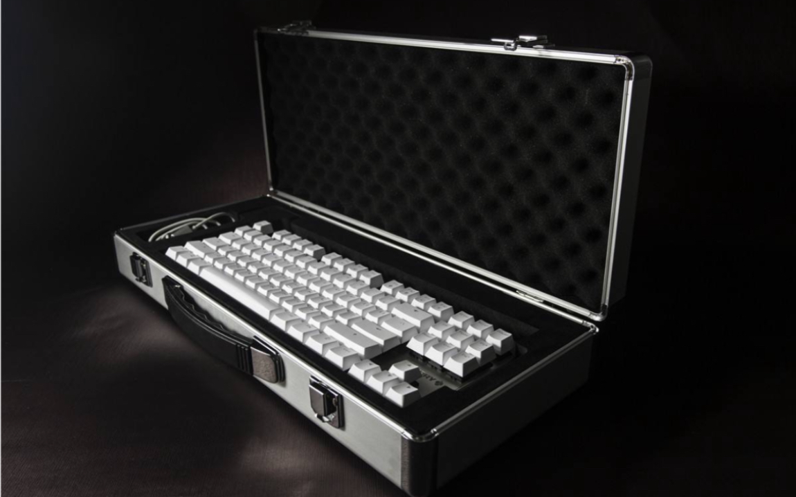 没想到你是这样的军火箱!-cherry mx8.0机械键盘拆解/调校