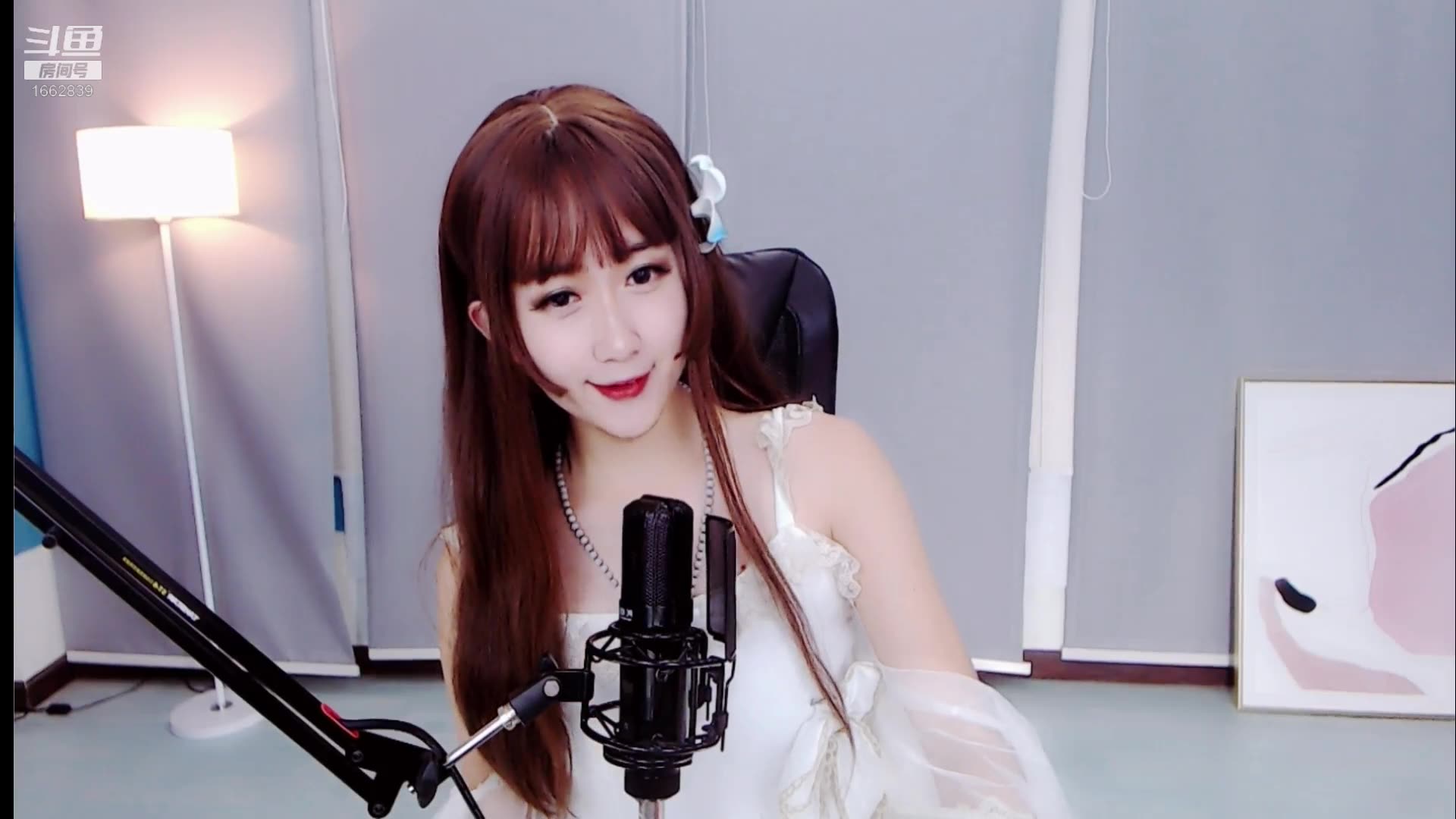 hani九哈尼九直播录像20190910你画我猜爱你在心口难开