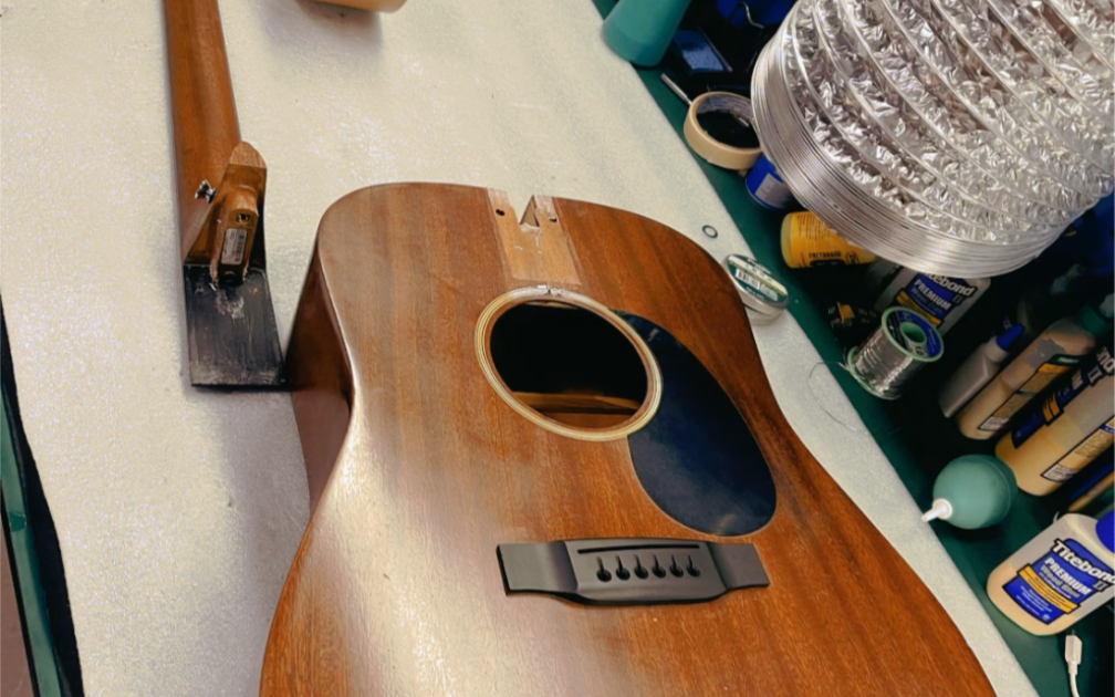martin马丁吉他琴颈重制,开裂修复,更换品丝,吉他维修,吉他保养_哔哩
