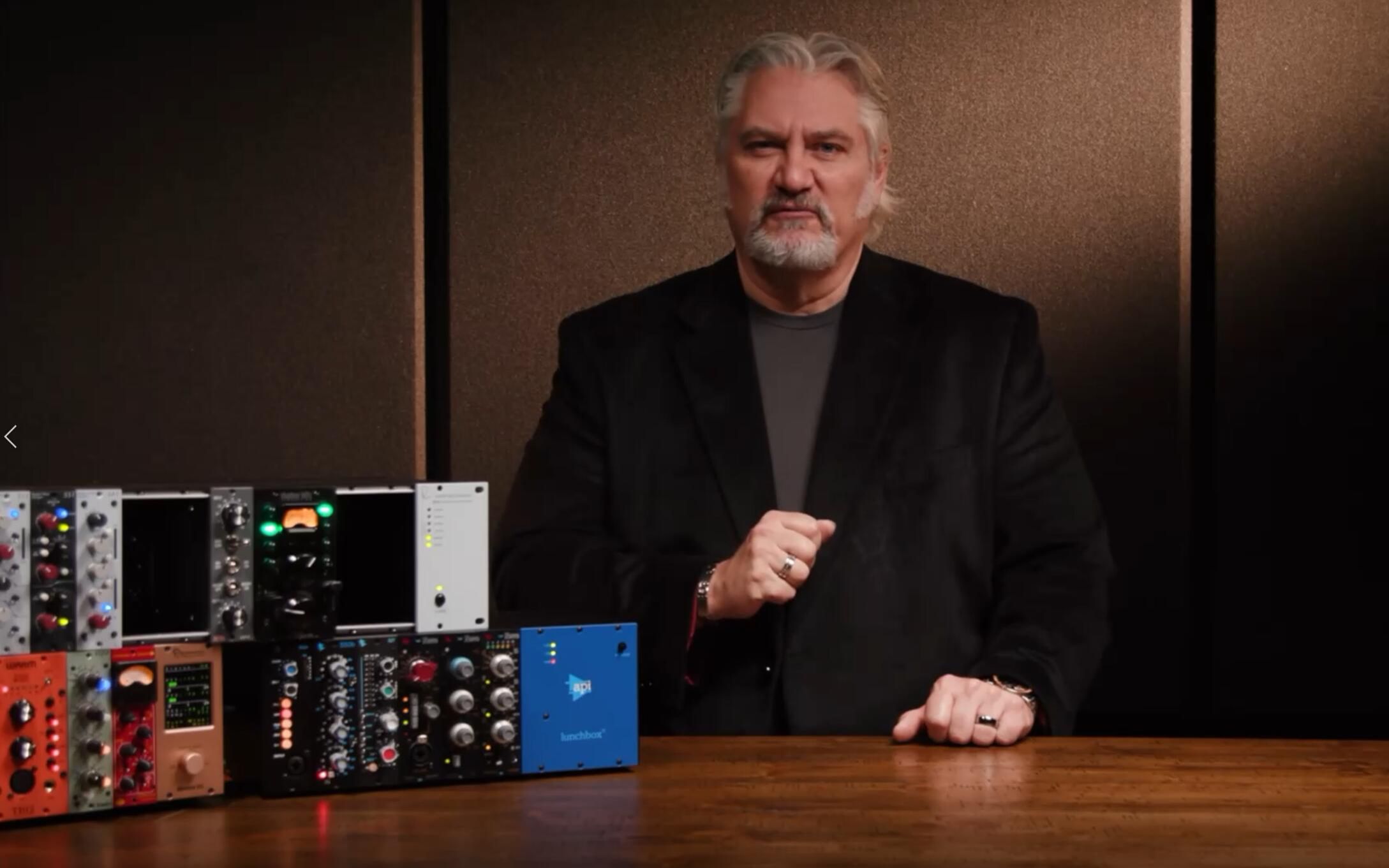 500系列话放对比尼夫neve511neve1073lbsslsixchretro500preapi512v