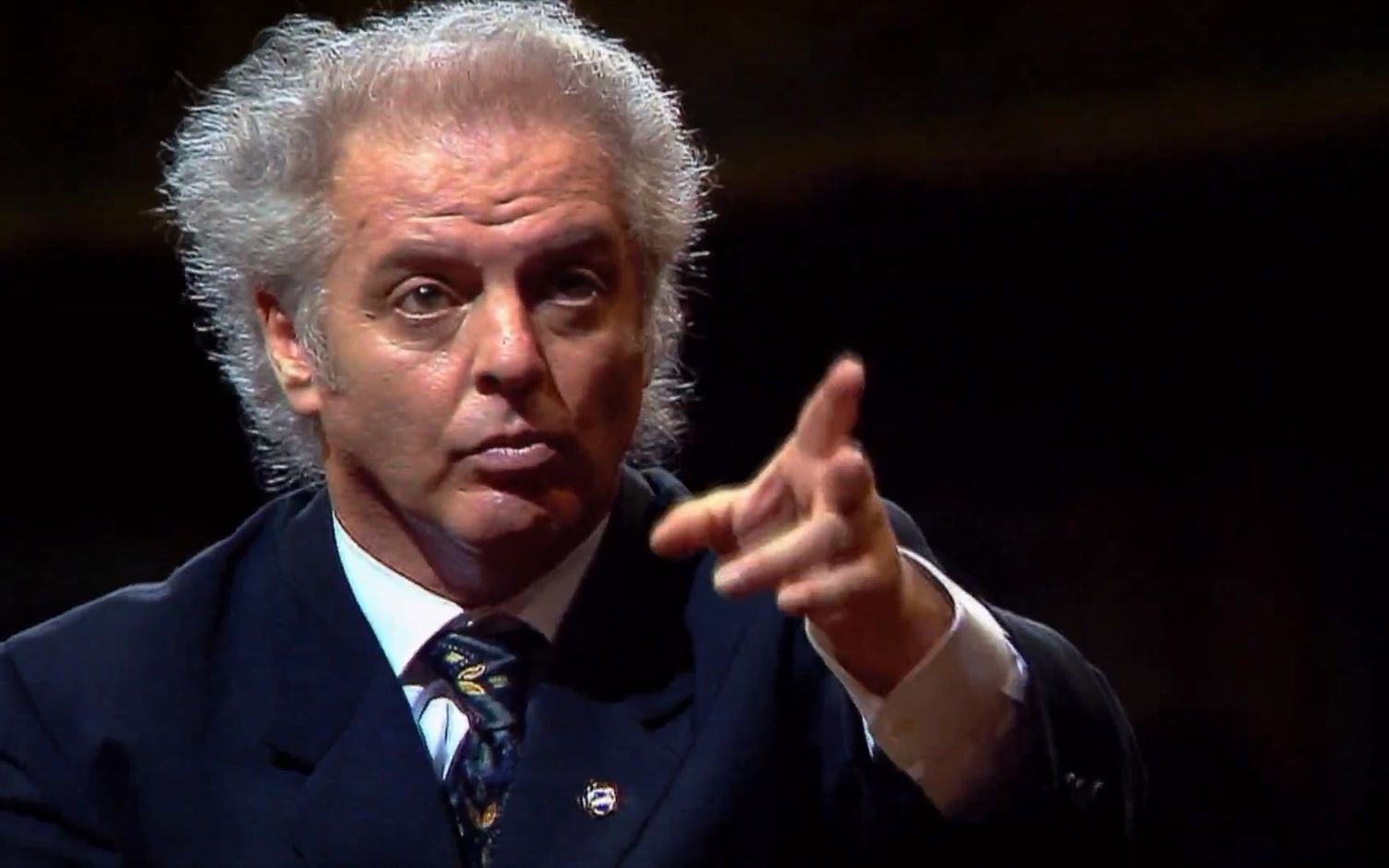 贝多芬第三交响曲英雄第一乐章巴伦勃依姆指挥柏林爱乐演奏