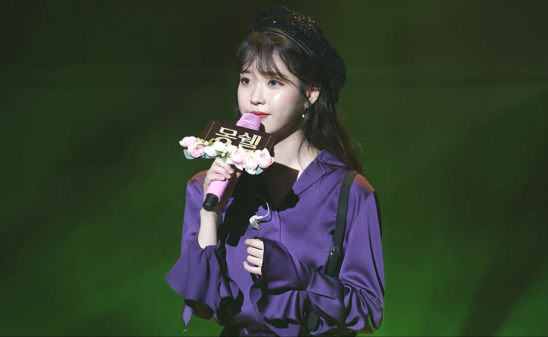 iu-夜信 几乎最全的live都在这儿了 最耐听的一集