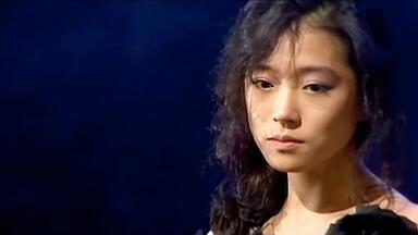 中森明菜　本田美奈子　など 中森明菜 本田美奈子 ポスター - メルカリ
