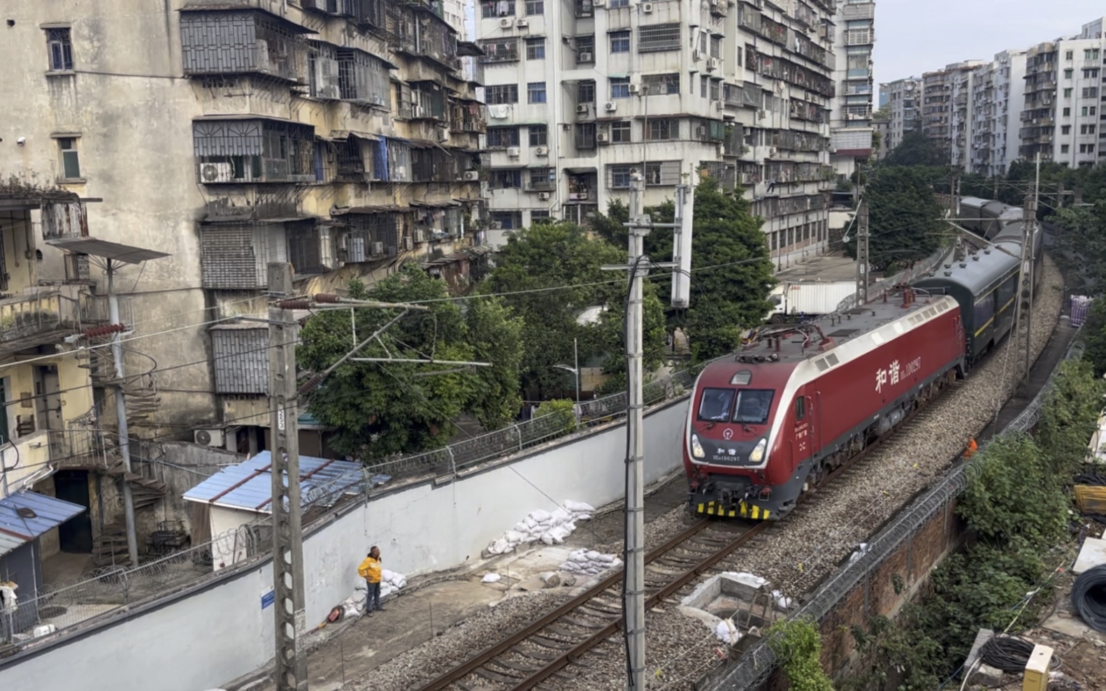 【中国铁路】【纪念即将逝去的京广路霸】z36(广州-北京西】本务广广