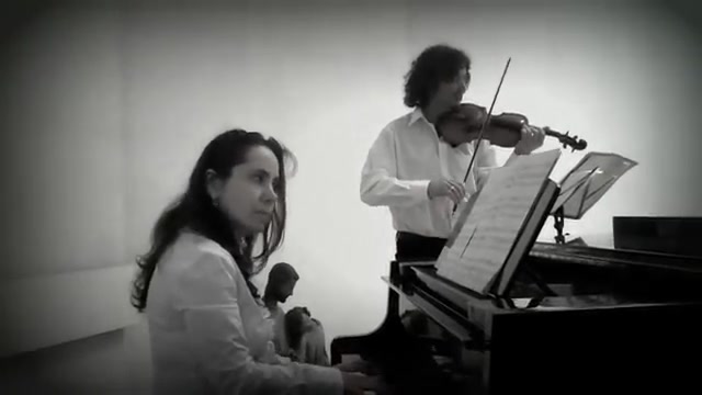 [图]Enrico Toselli, Serenade, live 2011   V：Teodor Tomulescu  P : Odetth Zettel