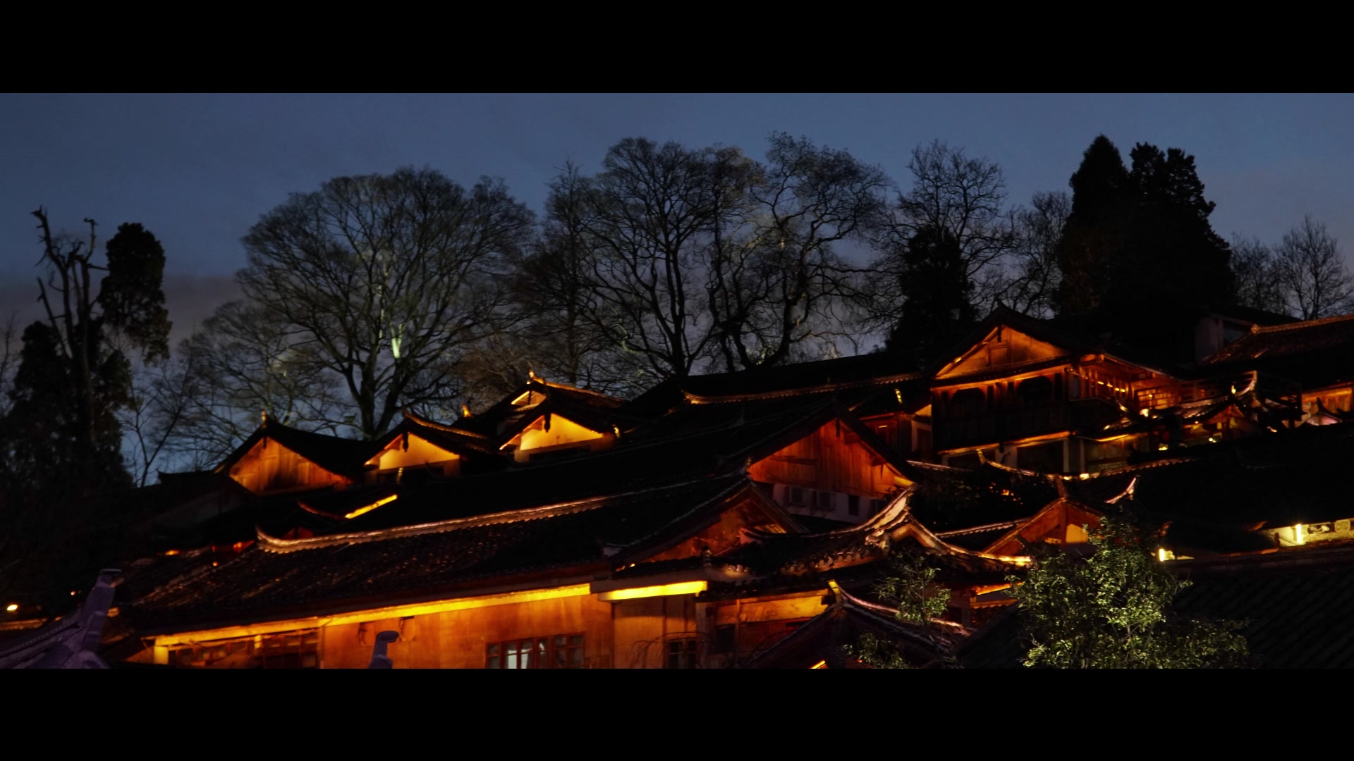 雲南麗江旅拍(古城 束河古鎮 拉市海 東巴秘境 藍月谷 玉龍雪山)